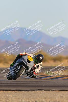 media/Jan-22-2023-CVMA (Sun) [[66d43cdebf]]/Race 17 Amateur Formula Open/